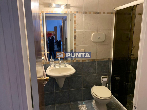 Imagen 9 de 18 de Punta Del Este Zona Brava