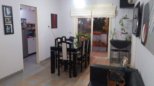 En Venta- Departamento Zona Los Pipos.