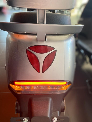 Imagen 12 de 21 de Moto Eléctrica Yadea- Modelo G5, 50 Km. Autonomía !