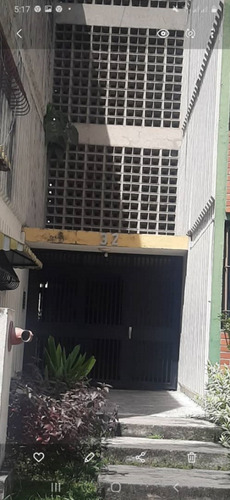 Imagen 2 de 17 de Se Alquila Apartamento En La Urbanizacion Monteserino
