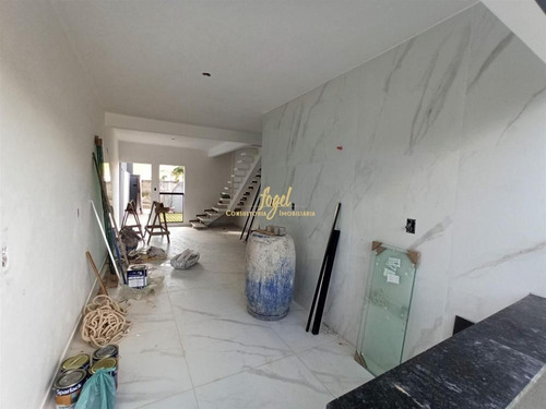 Imagem 8 de 19 de Fontesville - Casa 2/4 - Amplo Quintal Gramado - Piso Porcelanato - 2 Vagas - Cs2201v8