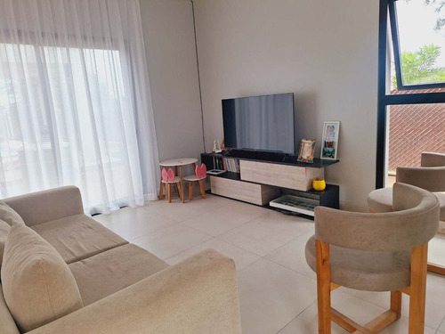 Venta Casa 3 Dormitorios Zanjón