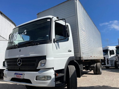 Mb Atego 1418 4x2 Com Baú De 7m Chapa 2008 Manub Caminhões