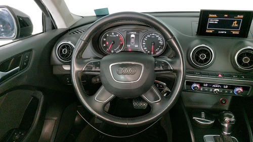 Audi A3 1.4 TFSI AMBIENTE S TRONIC