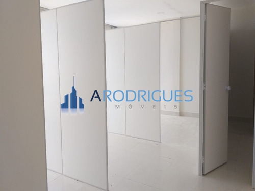 Imagem 4 de 10 de Oportunidade De Sala Comercial Pra Alugar No Evo Buraquinho,105 M² Nascente Piso Porcelanato, Forro Luninarias, Ar Condicionado, Cortinas! - Sa00085