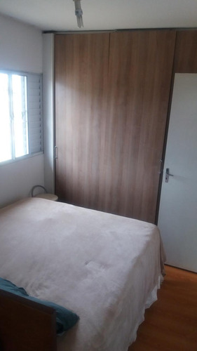 Casa Sobrado De 3 Quartos Com Garagem Bem Localizada