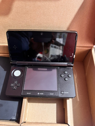 Nintendo 3ds Old Edición Metal Gear Solid Negro (Usado)