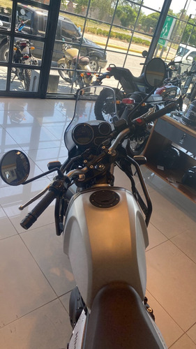 Imagen 3 de 14 de Royal Enfield Himalayan Mirage Silver