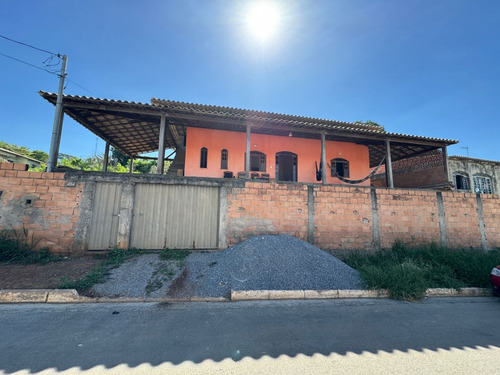 Vendo 2 Casas (excelente Casa)