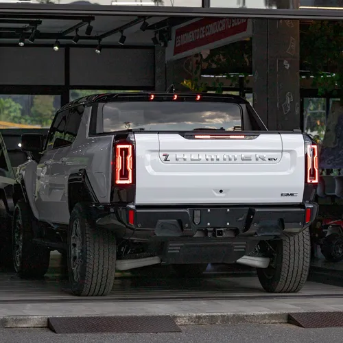 Hummer H3 Hev Pick Up 2025