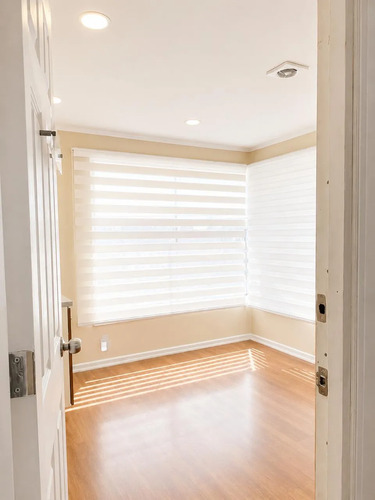 Venta De Casa Comercial Ideal Para Negocio De Salud