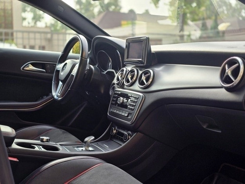 Mercedes Benz A45 Amg 2.0 At 2015