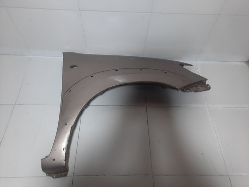 Salpicadera Toyota Hilux 2006-2011 Detalles