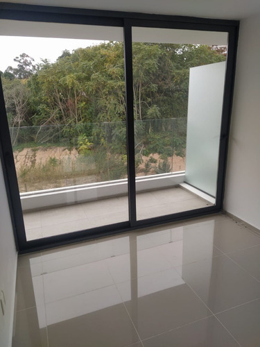 Imagen 7 de 24 de Apartamento En Venta De 2 Dormitorios C/ Cochera En Playa Mansa