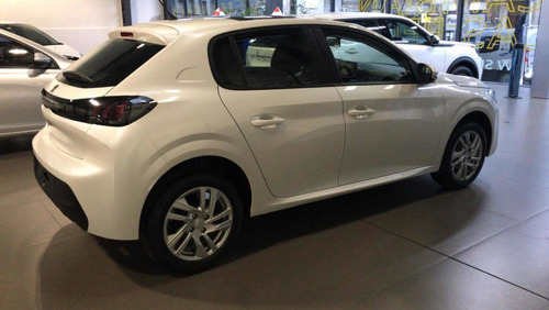 Imagen 2 de 7 de Peugeot 208 1.2 Active 82cv 5p