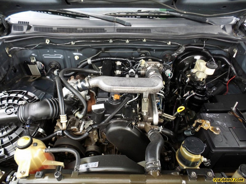 Toyota Hilux 2.5 Mt