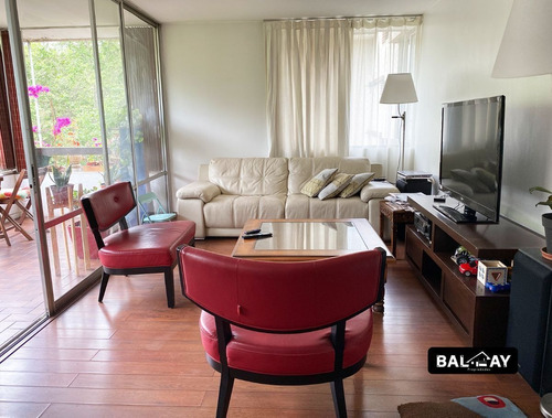 Venta | Excelente Ubicación E Ideal Para Remodelar.