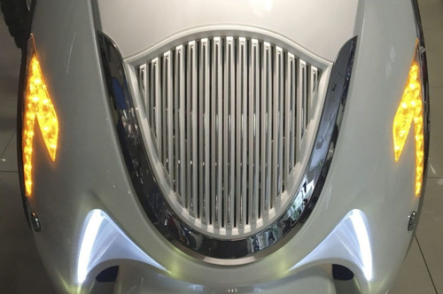 Imagen 13 de 15 de Scooter Strato Alpino 150 Blanco Retro Automatico Solodni