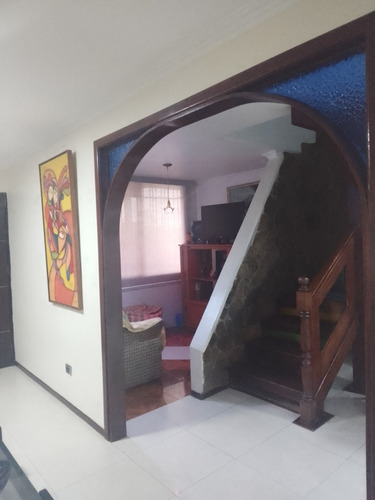 Casa Tipo Chalet Nueva Casarapa, Los Tejados