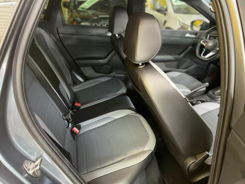 Volkswagen Nivus Highline 1.0 200 Tsi Flex Aut.