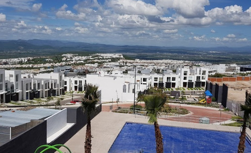 Casa Semi-nueva Con Excelente Ubicación Arf