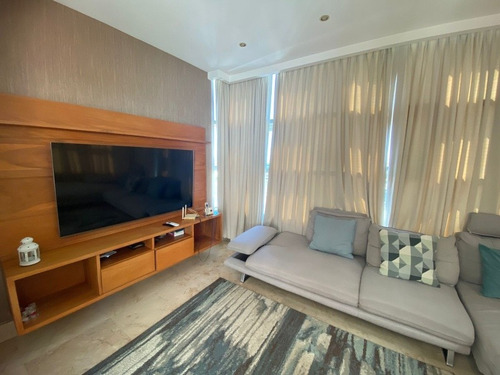 Imagen 6 de 30 de Vendo Lujoso Y Amplio Penthouse En Alma Rosa 1