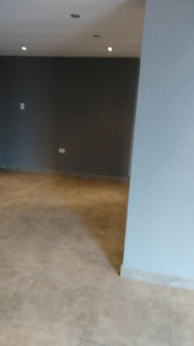 Imagen 14 de 14 de Local -zona Alberti Y Boulevard Maritimo-vista Al Mar