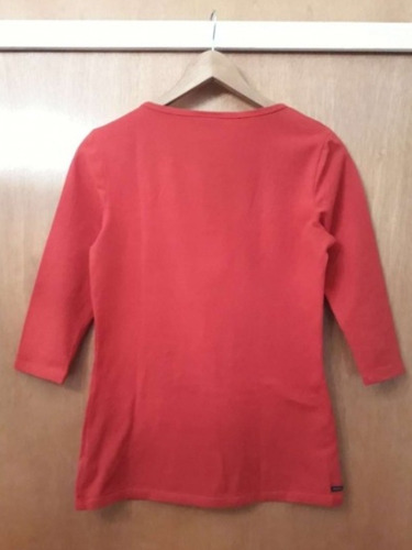 Remera Akiabara 3/4 Abotonada