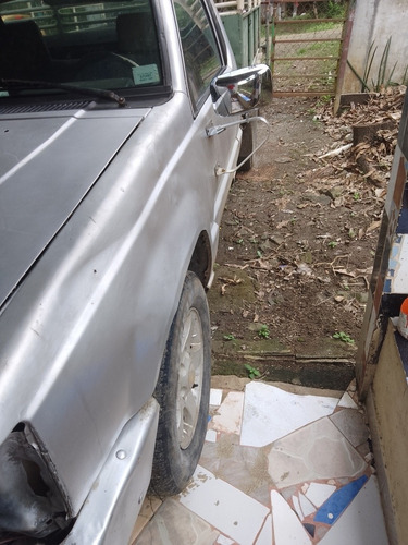 Imagen 3 de 7 de Mitsubishi L200