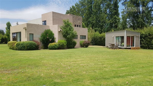 Imagen 8 de 20 de Casa En Venta En Sector Poniente, Chicureo,colina