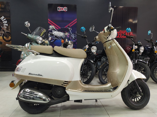 Imagen 13 de 25 de Scooter Vintage Exclusive 150 No Vespa Tienda Zanella Z Sur
