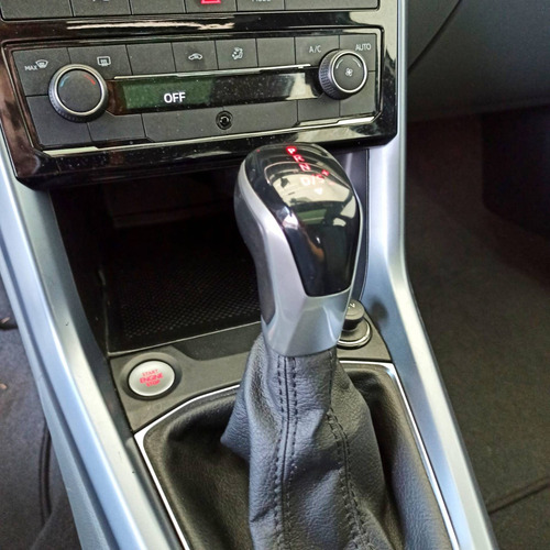 Imagem 11 de 15 de Volkswagen T-cross 1.0 200 Tsi Total Flex Comfortline
