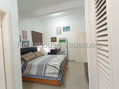 Casa De Amplios Espacios Amoblada En Urb. Lourdes. Ljsa 25-13114