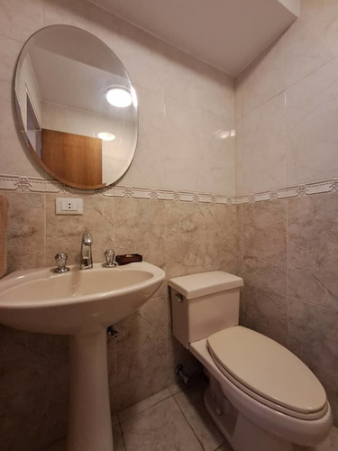 Imagen 15 de 30 de Se Vende Casa 263m2 5h+s/5b/4p Colinas De Santa Monica 8428