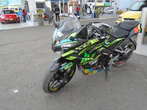 Bajaj Pulsar Rs 200 2017
