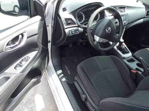 Imagen 11 de 12 de Nissan Sentra 2016 4p Advance L4/1.8 Man
