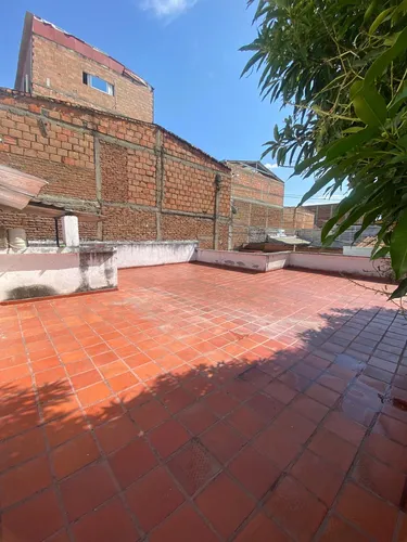 Vendo Casa Esquinera En Salomia Excelente Oportunidad De Inversión