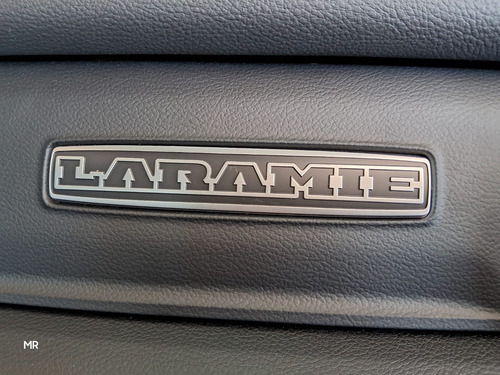 RAM 2500 6.7 Laramie Night Edition At6 350Cv 4X4