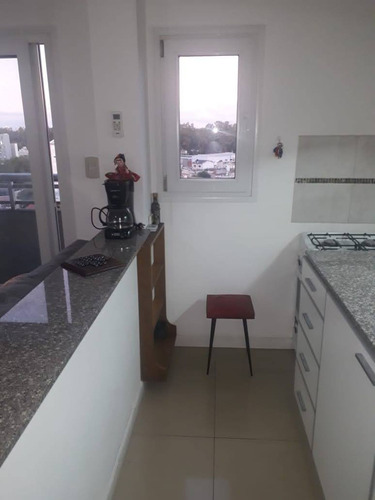 Imagen 4 de 16 de Departamento En Venta 2 Ambientes Stos. Lugares