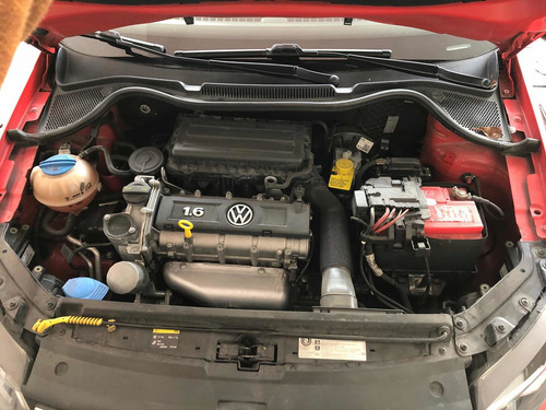Volkswagen Vento 1.6 Highline At 2015