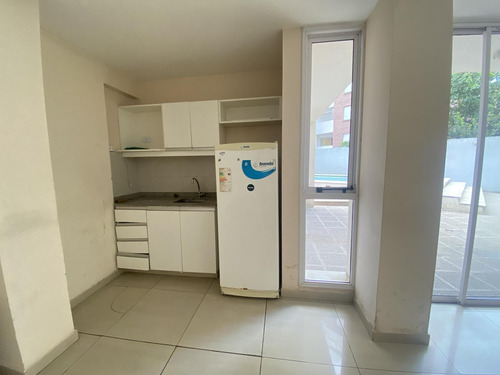 Departamento Amoblado En Venta De 1 Dormitorio Con Sum, Asador Y Pileta A Metros De La Unc.