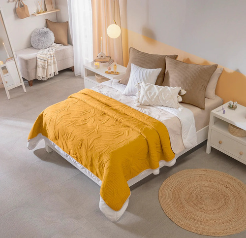 Edredón Novo King Size Marla Amarillo/ Blanco Vianney