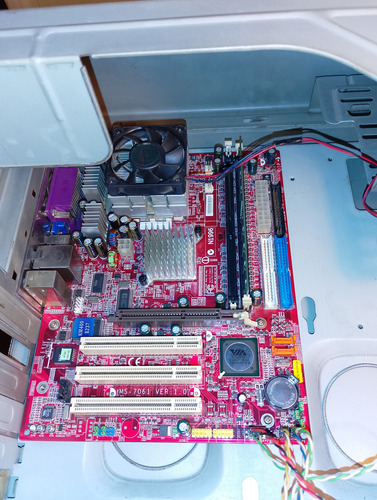 Pc Amd Athlon Xp 1200, 512mb Ram, 6gb Hdd, Windows Xp Office