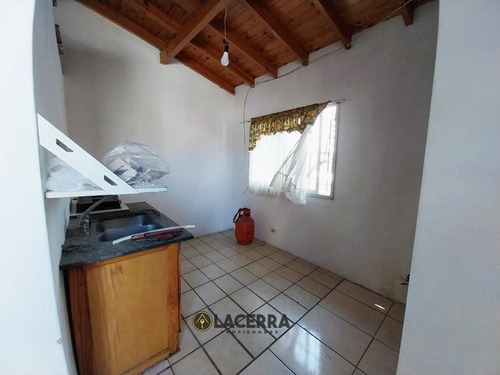 Casa En Villa Adelina