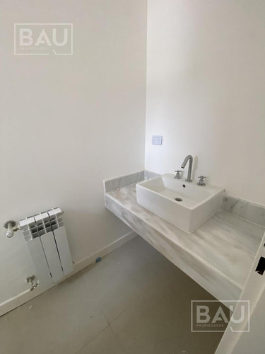 Dúplex Tipo Casa Con Jardín Y Parrilla Propios, Jardines Del Palmar, Nordelta