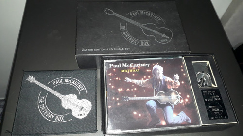 Paul Mccartney The Birthday Box Set Cd Singles Broche Patch (Usado)