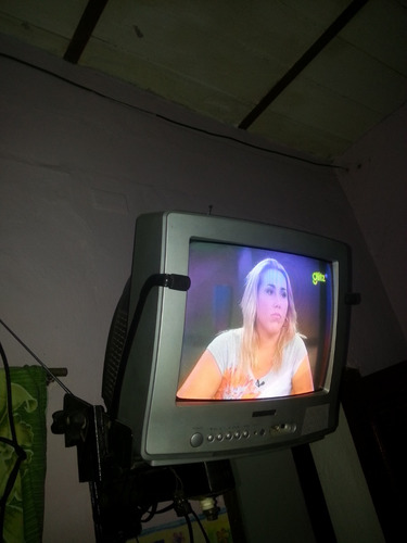 Televisor Convencional Daewoo De 14 +base Aérea Y Control