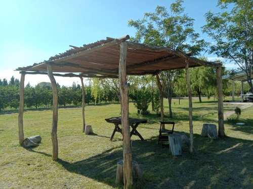 Finca Con Dos Propiedades Y Produccion En General Alvear