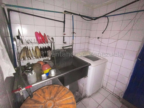 Imagen 22 de 28 de Local Comecial Con Fondo De Comercio Dedicado Al Expendio De Bebidas Alcohólicas En Sus Envases Originales, Con Sellos Y Precintos Y Gastronomia Nacional E Internacional, Ubicado En Avenida Principal