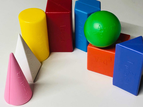 Figuras Geométricas Volumen Plástico Primaria Educativo C/8